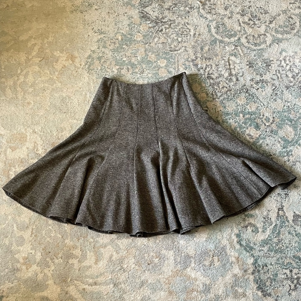 Michael Kors 100% wool skirt. Size 6.